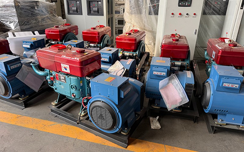 单缸、双缸、常柴发电机组、柴油发动机现货